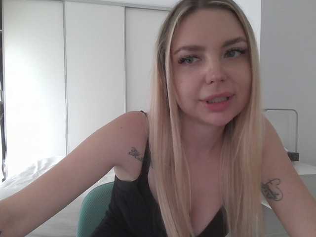 Blondie8853