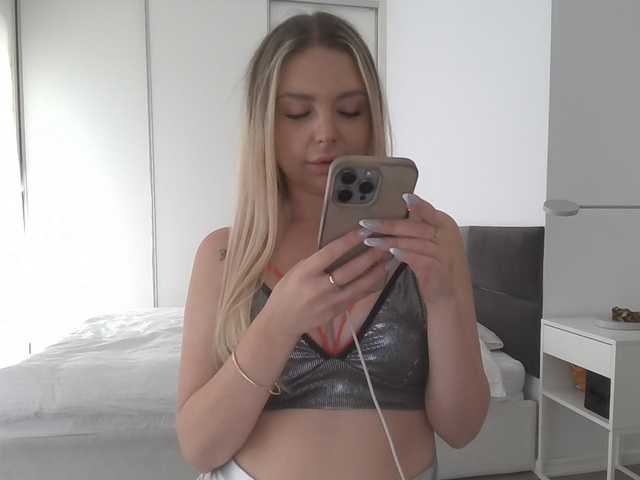 Blondie8853