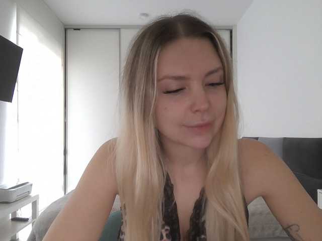 Blondie8853