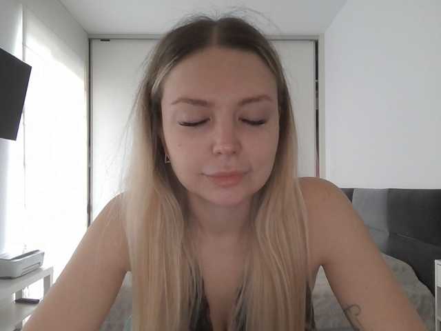 Blondie8853