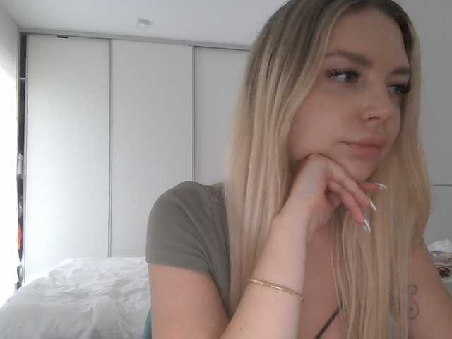 Blondie8853