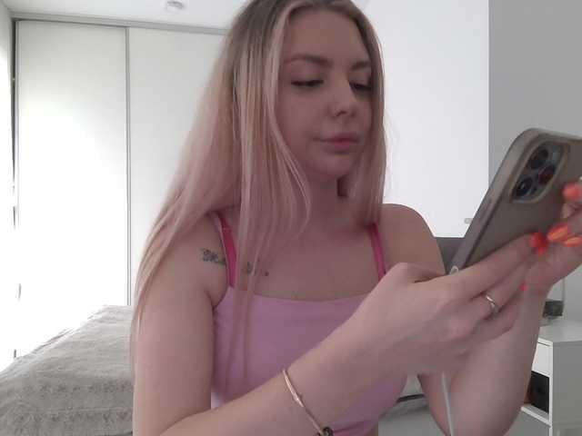 Blondie8853