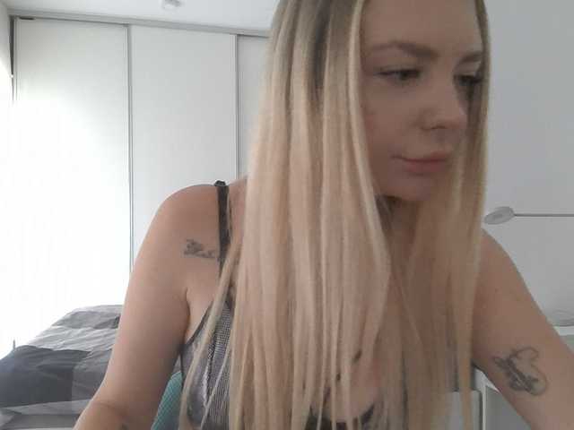 Blondie8853