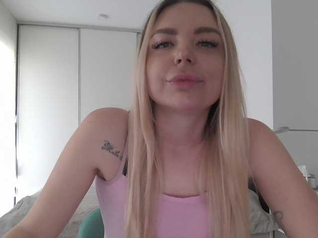 Blondie8853