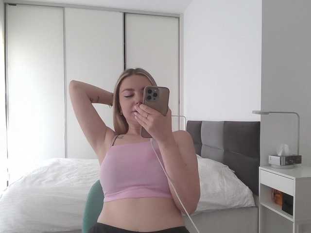 Blondie8853