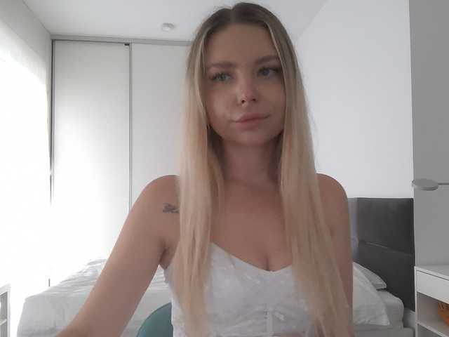 Blondie8853