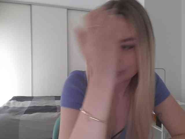 pinkpanther8899 webcam
