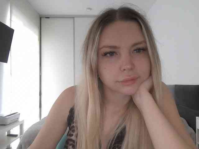 pinkpanther8899 webcam