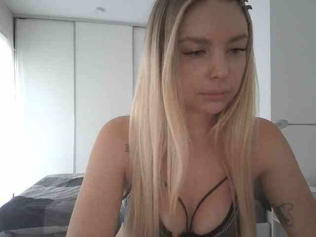 Blondie8853