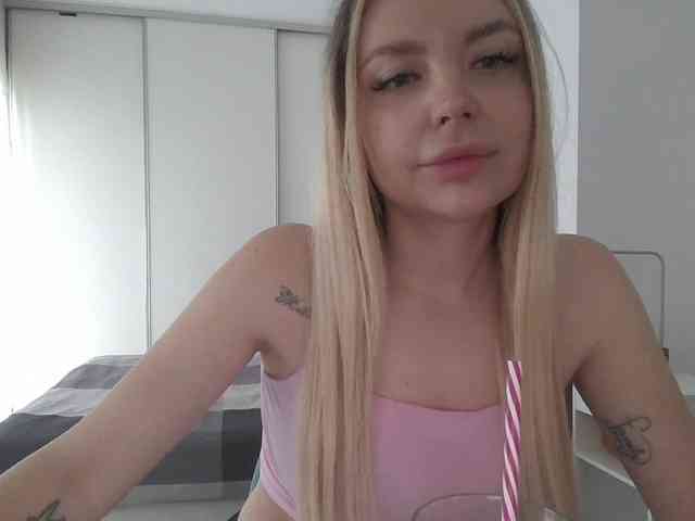 pinkpanther8899 webcam