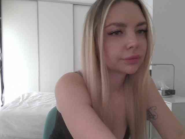 pinkpanther8899 webcam