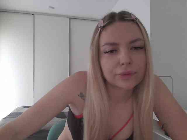 pinkpanther8899 webcam