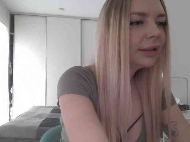 pinkpanther8899 webcam
