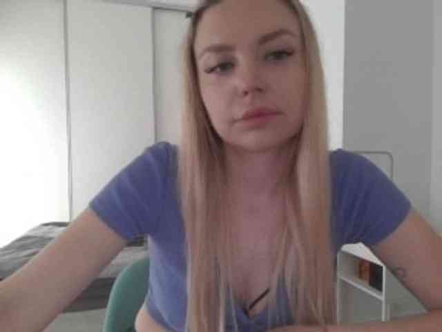 pinkpanther8899 webcam