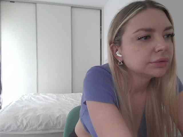 pinkpanther8899 webcam