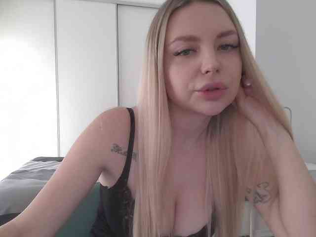 Blondie8853