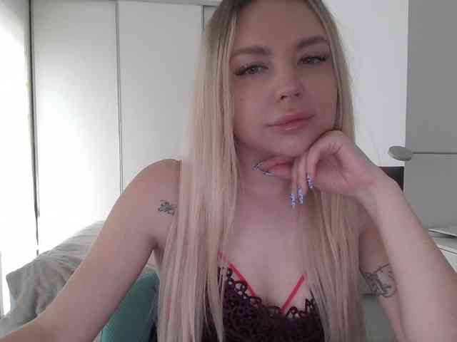 pinkpanther8899 webcam