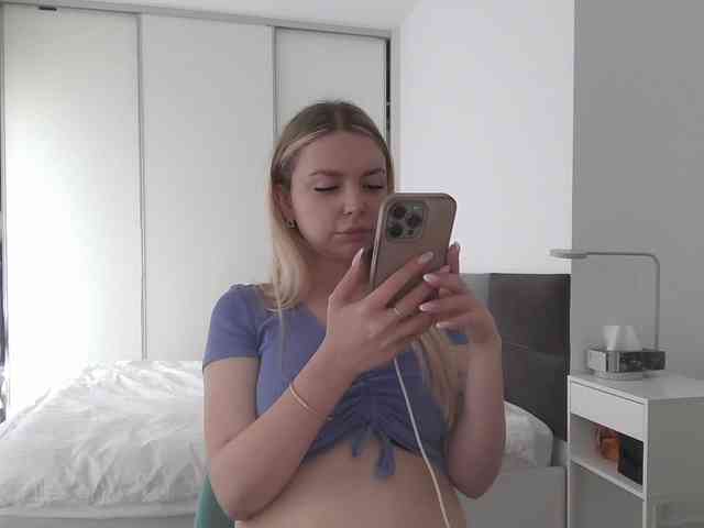 pinkpanther8899 webcam