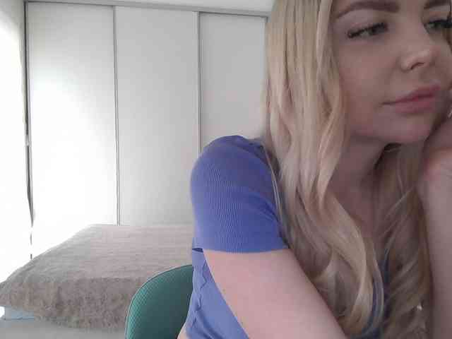 pinkpanther8899 webcam