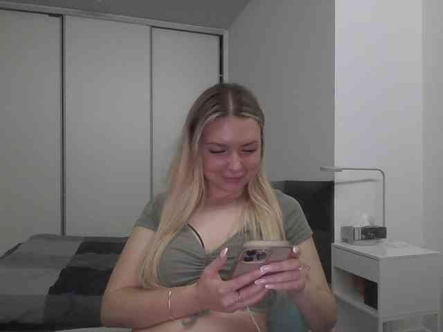 pinkpanther8899 webcam