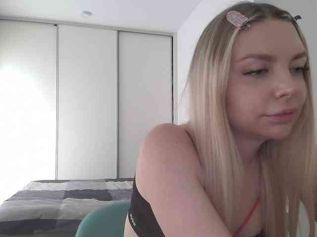 pinkpanther8899 webcam