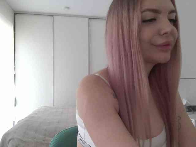 pinkpanther8899 webcam