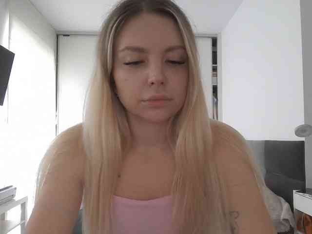pinkpanther8899 webcam