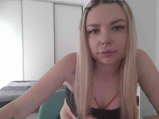 pinkpanther8899 webcam