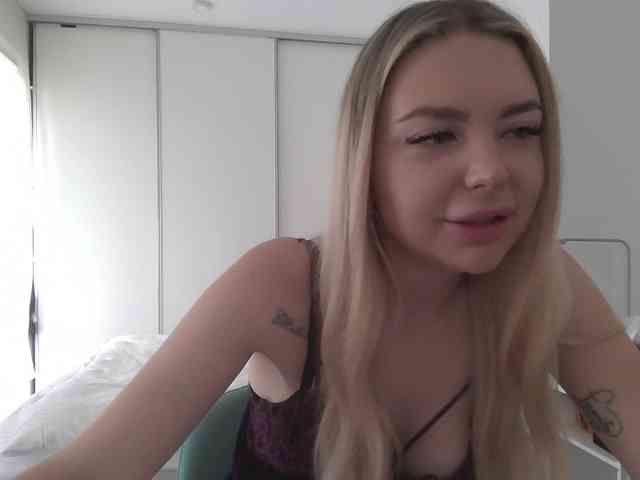 pinkpanther8899 webcam