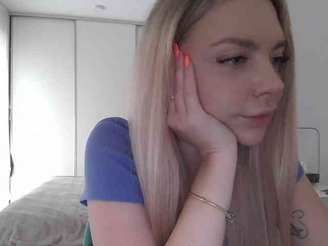 pinkpanther8899 webcam