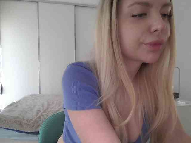 pinkpanther8899 webcam
