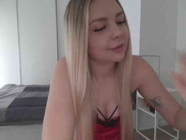 pinkpanther8899 webcam