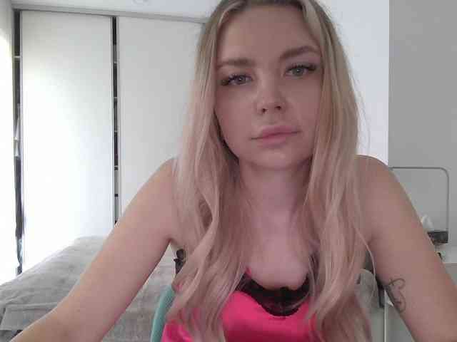 pinkpanther8899 webcam
