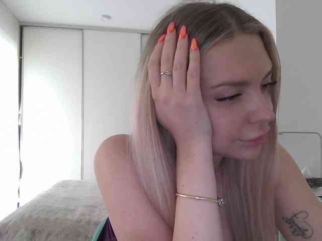 pinkpanther8899 webcam