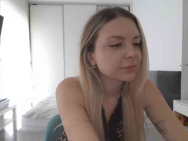 pinkpanther8899 webcam