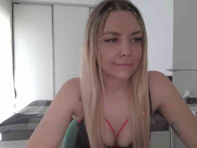 pinkpanther8899 webcam