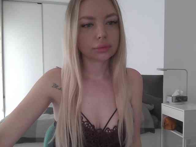 pinkpanther8899 webcam