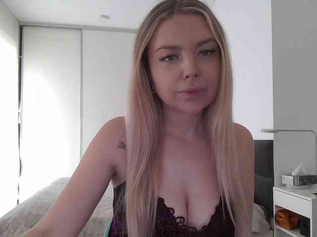 pinkpanther8899 webcam
