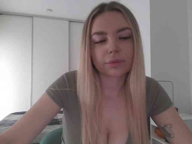 pinkpanther8899 webcam