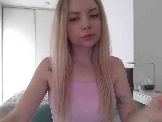 pinkpanther8899 webcam