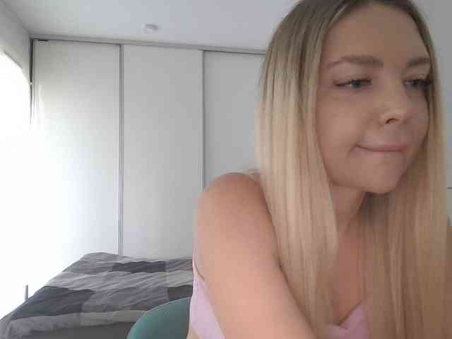 pinkpanther8899 webcam