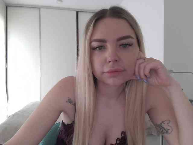 pinkpanther8899 webcam