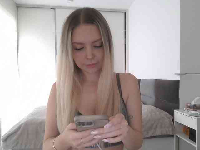 pinkpanther8899 webcam