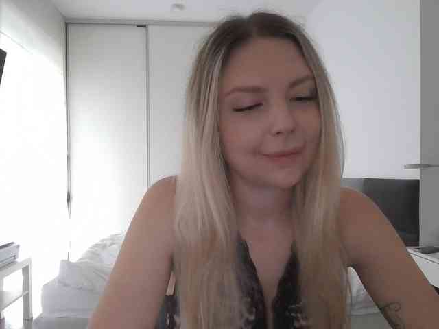 pinkpanther8899 webcam