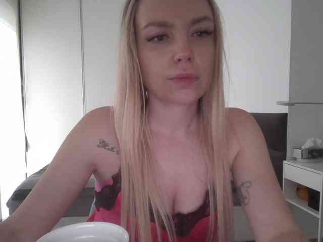 pinkpanther8899 webcam