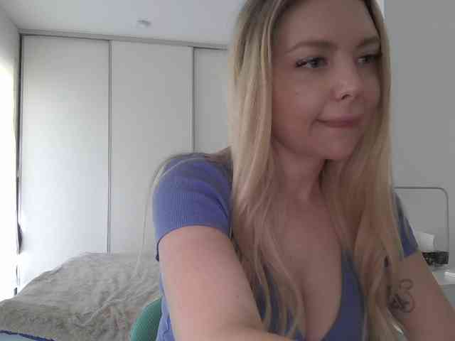 pinkpanther8899 webcam