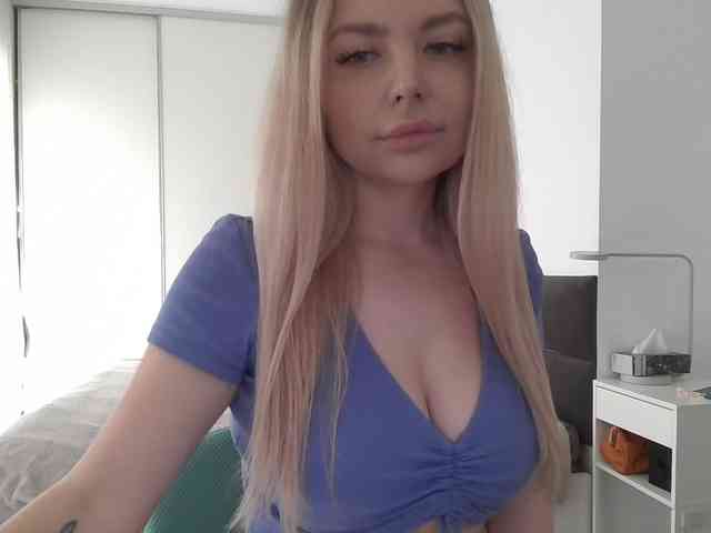 pinkpanther8899 webcam