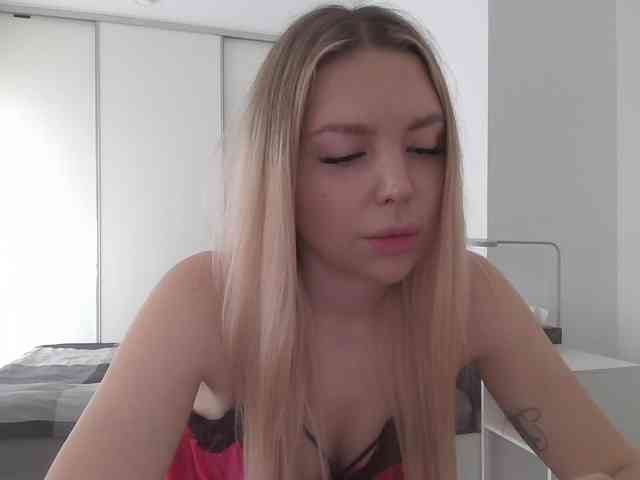 pinkpanther8899 webcam