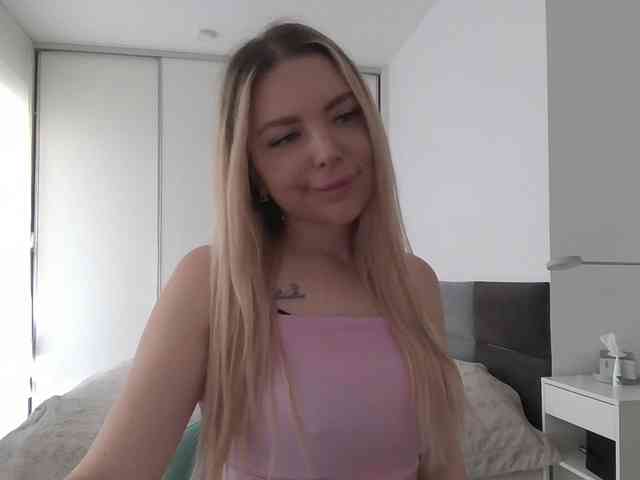 Blondie8853