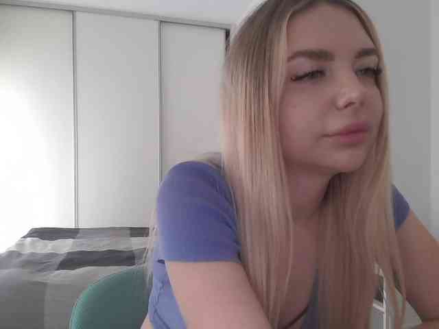 pinkpanther8899 webcam